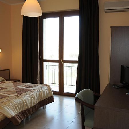 Hotel Barbieri Altomonte Ngoại thất bức ảnh