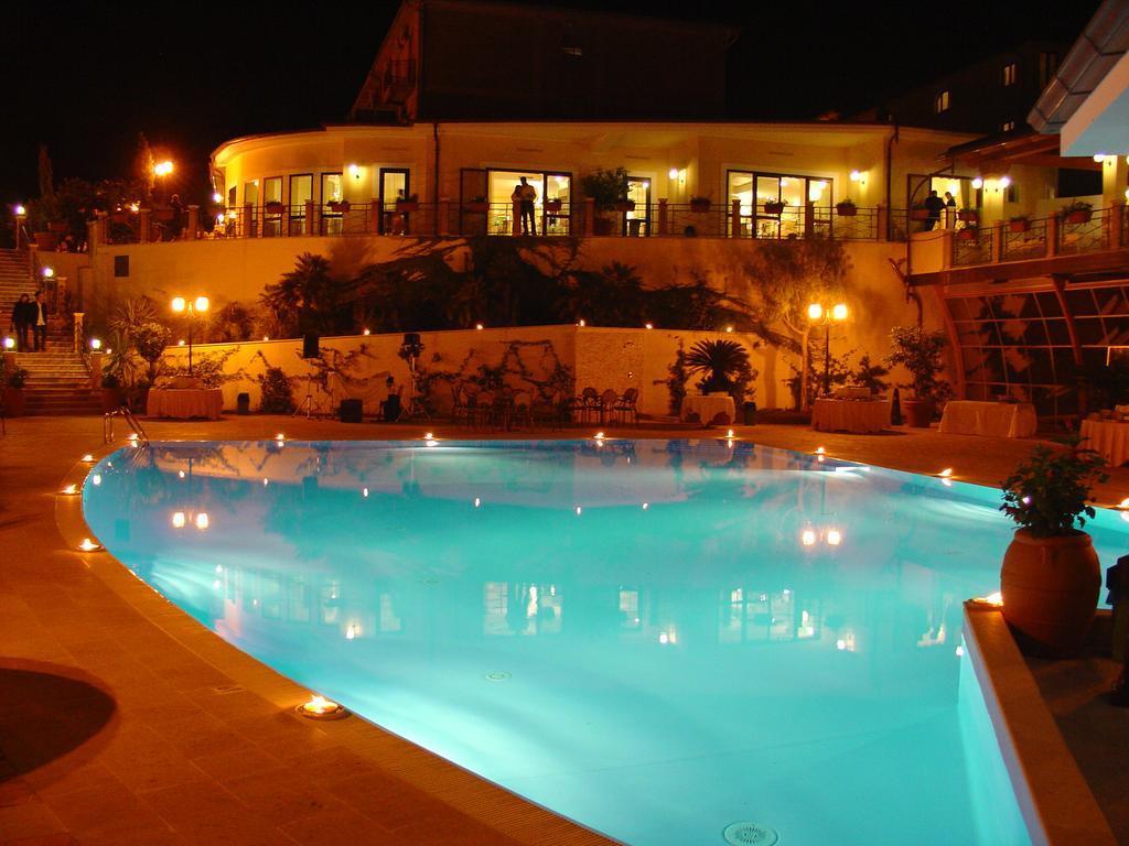 Hotel Barbieri Altomonte Ngoại thất bức ảnh