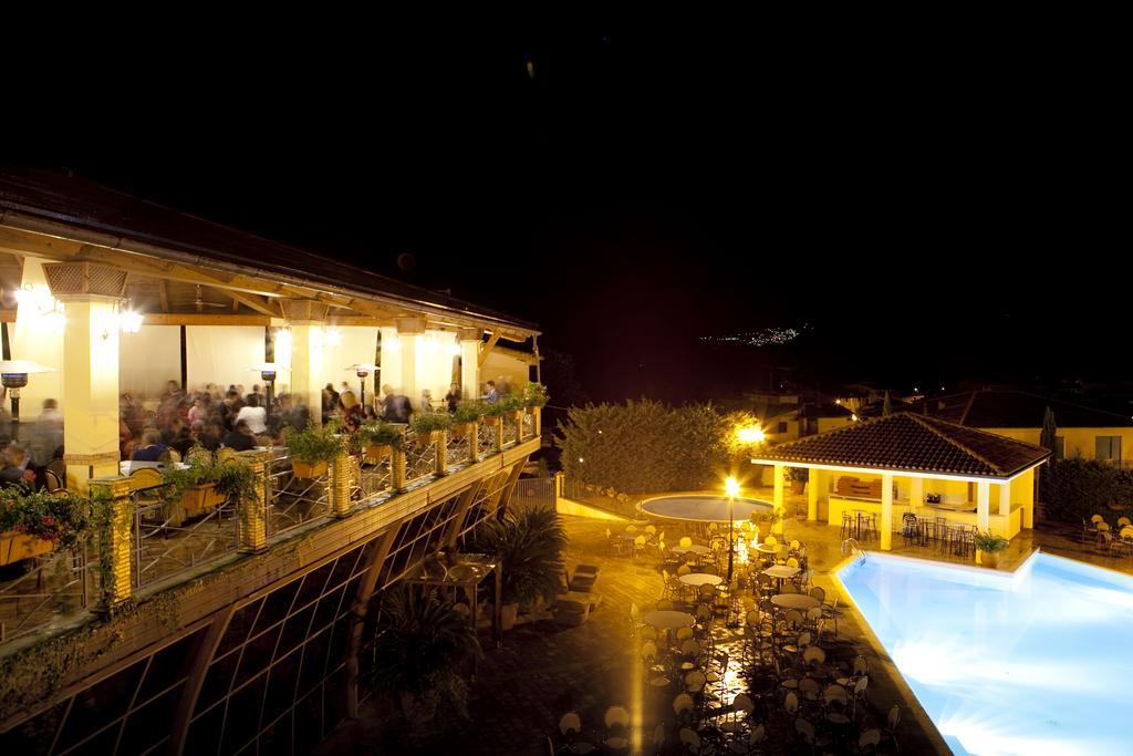 Hotel Barbieri Altomonte Ngoại thất bức ảnh