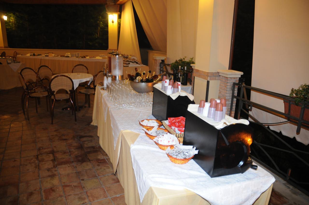 Hotel Barbieri Altomonte Ngoại thất bức ảnh